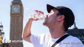 Amber extreme heat warning issued as 35C heatwave approaches