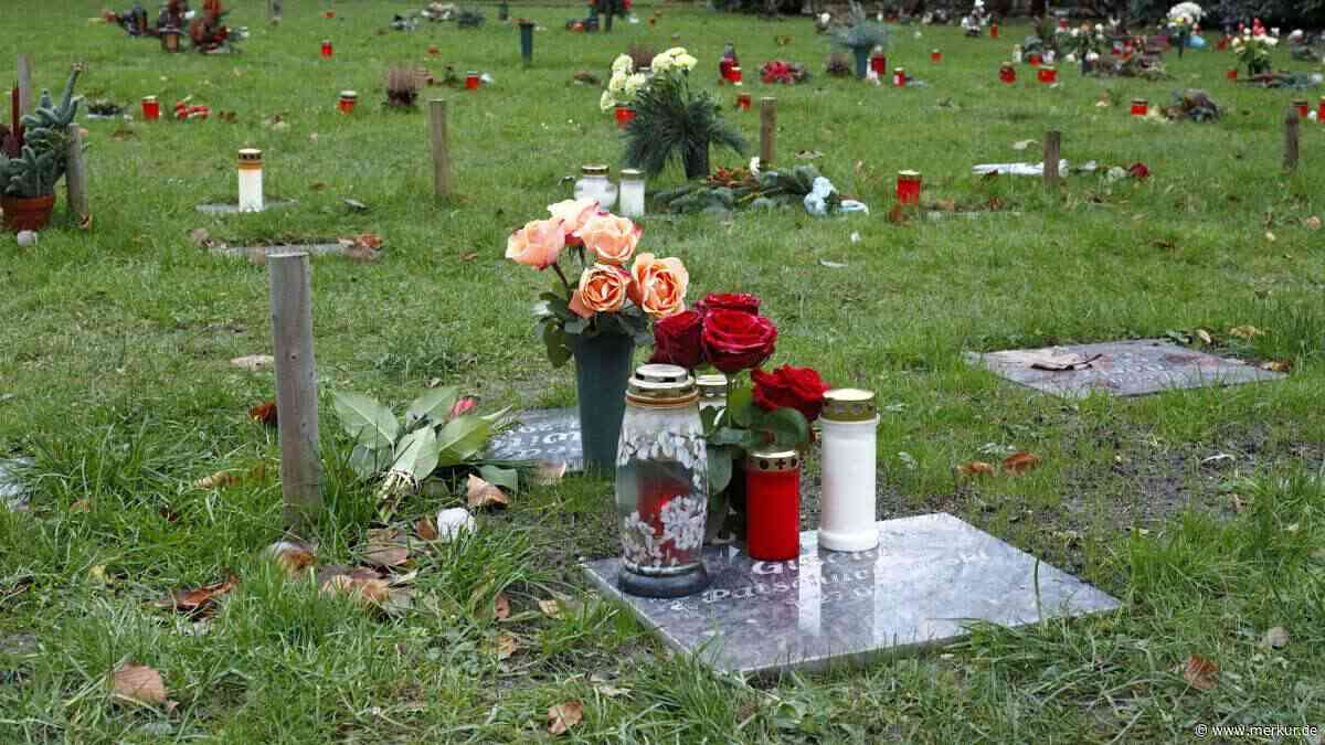 „Wir wohnen alle weit weg“ – Familiengrab in Holzkirchen zu verschenken