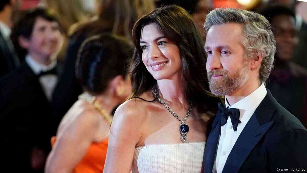 Überraschende Baby-Sensation: Hollywood-Superstar verkündet Schwangerschaft mit 43