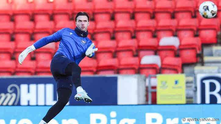 Sinclair wants to 'kick on' after agreeing new Saints deal