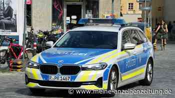 Polizei: Hilfe rufen, wenn Kind bei Hitze allein im Auto