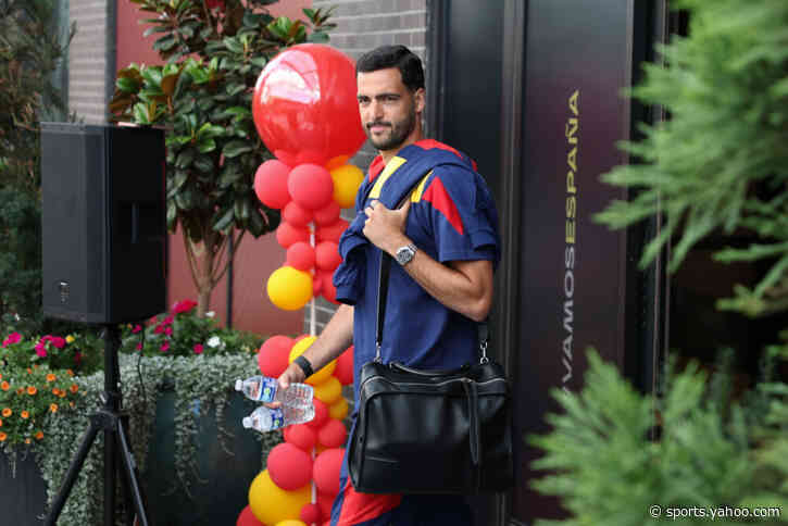 Mikel Merino returns to full Spain training