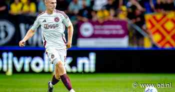 Ajax-middenvelder Sivert Mannsverk definitief naar Sparta Praag