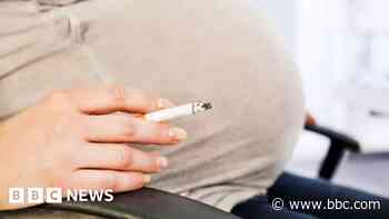 Number of pregnant smokers hits record low