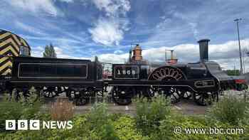Steam loco makes 213-mile road trip to new home