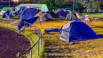 Neun Verletzte nach Unwetter: Blitzschlag trifft Sportfest - Junge Frau schwer verletzt