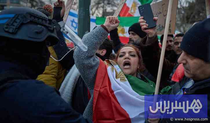 باريس تمنع تظاهرة للمعارضة الإيرانية