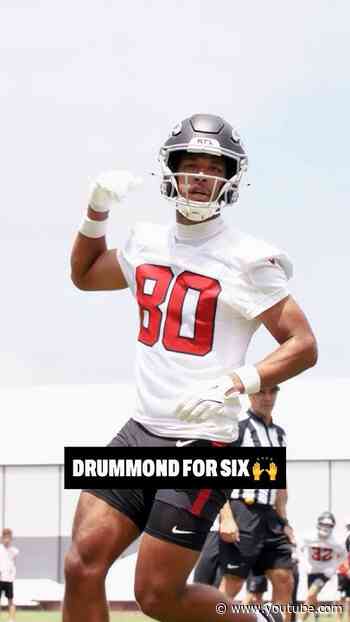 Dylan Drummond with the TD from Michael Penix Jr. #football