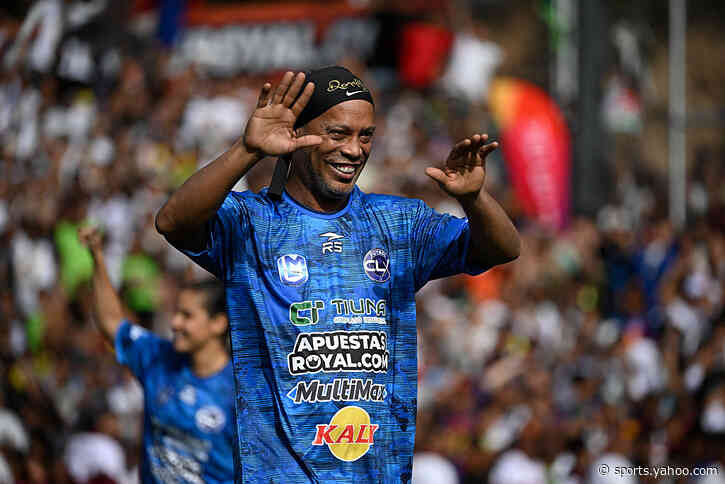 💣 What if Ronaldinho came back to play in Italy's third tier?