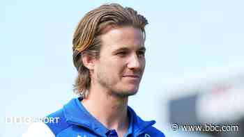 Bristol Rovers re-sign Bradford's Leigh on loan