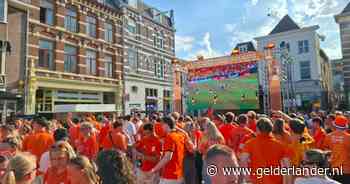 KIJK! Feestpleinen in regio ontploffen na 1-0 van Brian Brobbey