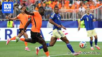 Live: Early goals put Netherlands in control against Sweden