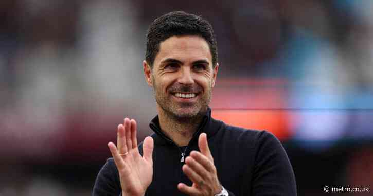Arsenal enter race to sign £50m midfielder after Manchester United approach
