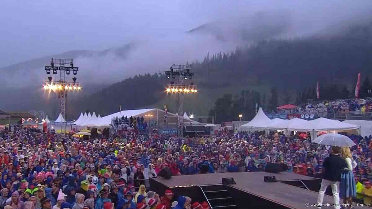 Schlagerstars im Dauerregen: Beliebte Live-Show droht komplett ins Wasser zu fallen