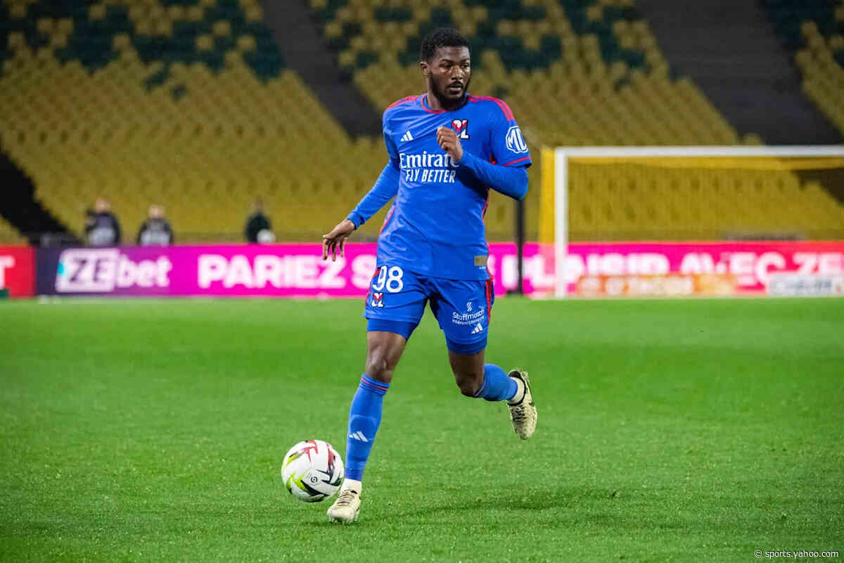 Crystal Palace Consider Lyon Deal as Contract Situation Opens Door