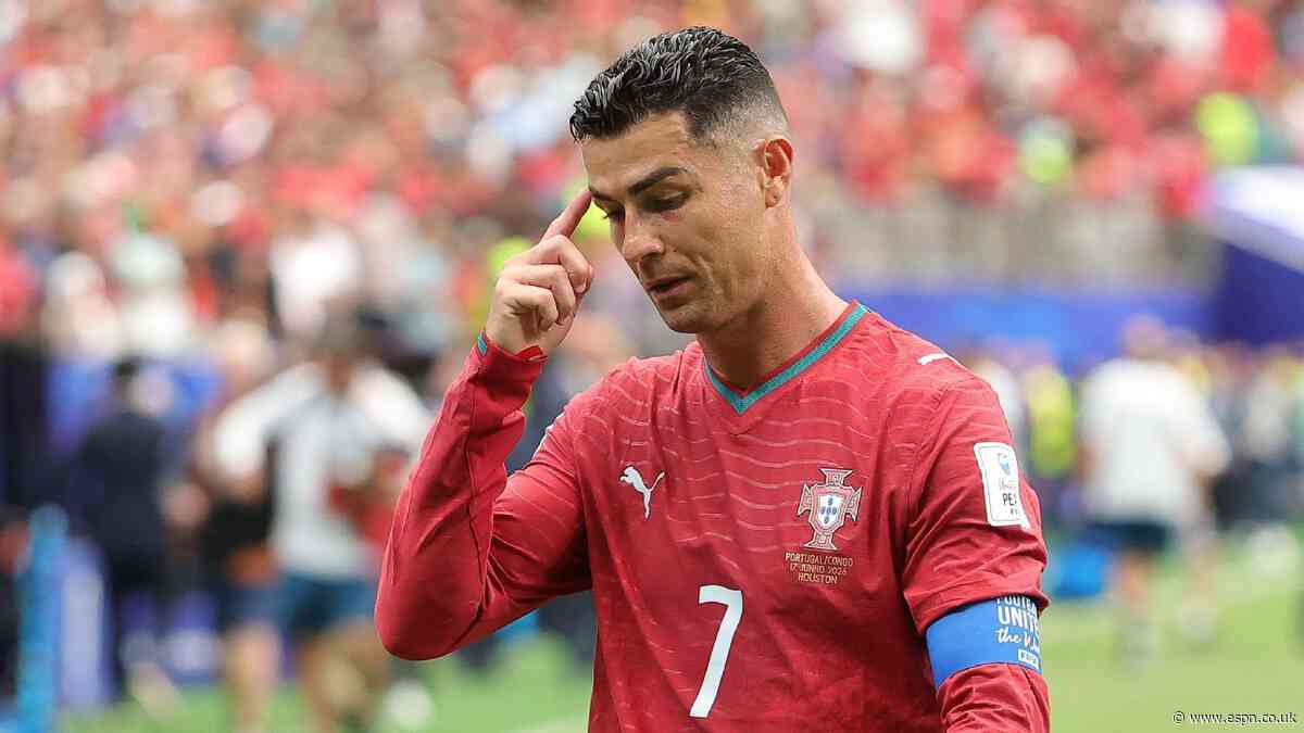 Dalot: Portugal prepped for team, Ronaldo critics