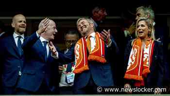 Koning Willem-Alexander reageert met knipoog op gesprek met FIFA-baas Infantino: ’Suggestie voor Vredesprijs gedaan’
