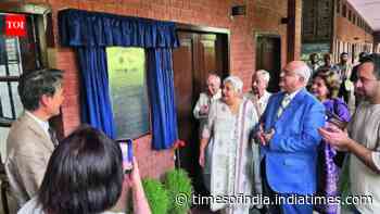 At Lahore's 'Eton', Pakistani alum pays tribute to Indian dost