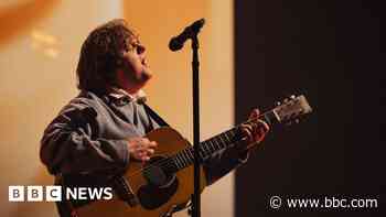 Capaldi's album promise at Isle of Wight Festival