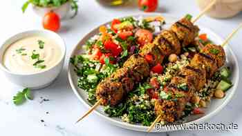 Vegane Kebabspieße mit Tabouleh und Tahindip