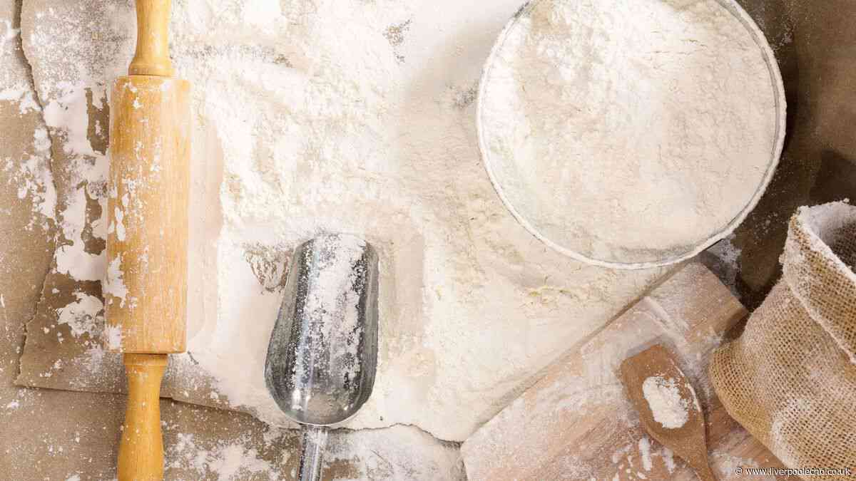 Plain flour vs self-raising flour difference explained