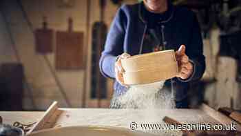 Key difference between self raising and plain flour explained