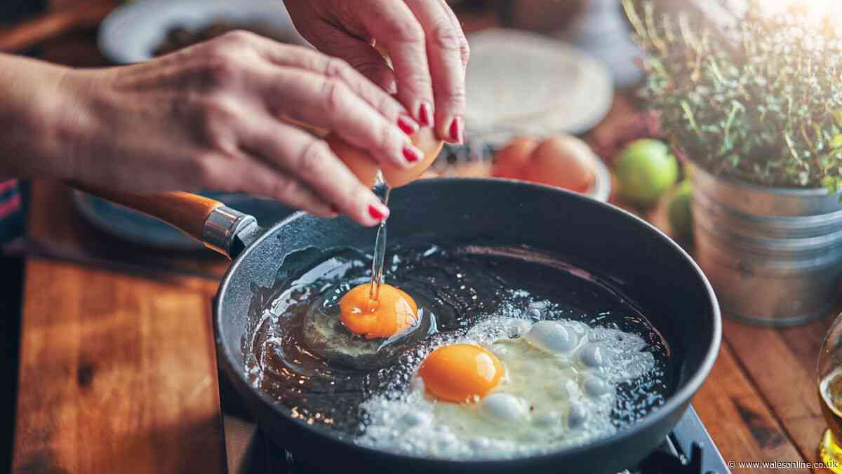 Eggs will taste better if you add one ingredient to them after cooking – not salt