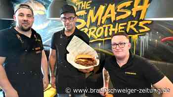 Neuzugang auf Wolfsburgs Kneipenmeile: So brutzeln drei Kumpels besondere Burger