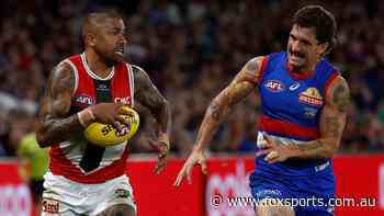 Wildcard race heats up between Victorian rivals as star duo return for crunch clash — LIVE AFL