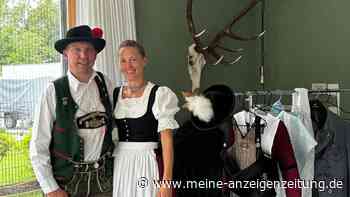 Schlossbergler feiern 100 Jahre Miesbacher Tracht mit Fest in Mitterndorf