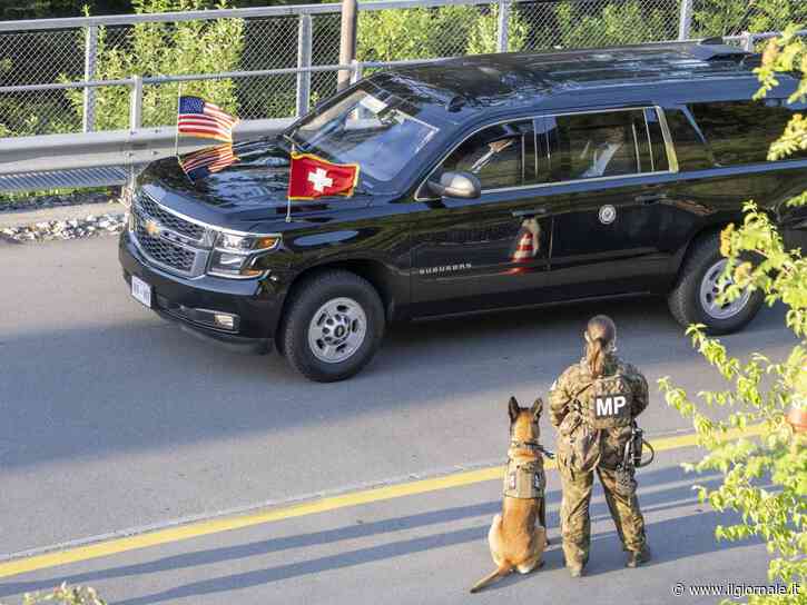 Al via i negoziati tra Usa e Iran. Vance atterrato in Svizzera. Alta tensione su Hormuz, Teheran: "È chiuso". Ma il comando americano smentisce