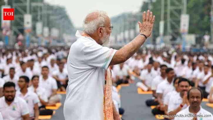 'It connects everyone': PM Modi leads Yoga Day celebrations from Kolkata's Red Road — in pictures