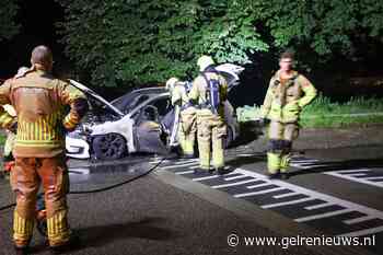 Auto in brand gestoken, politie zoekt dader