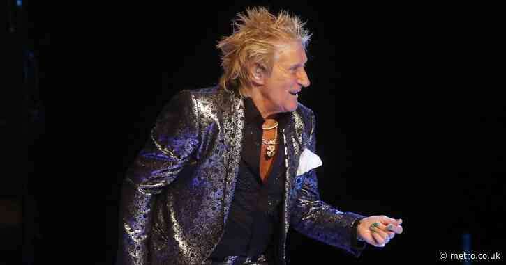Rod Stewart, 81, forced to use oxygen tank onstage after he almost faints mid-concert