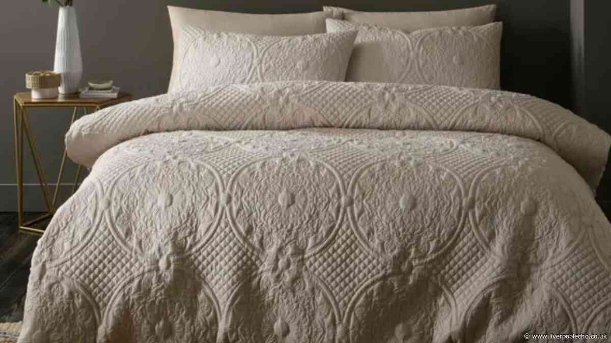 Last-chance sale on Dunelm's best-selling bedding that 'feels like a five-star hotel'