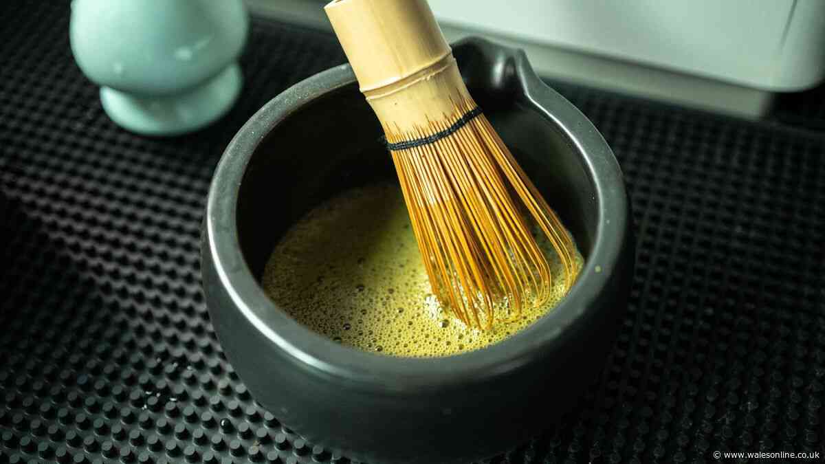 Matcha vs green tea: key differences, caffeine content and how to prepare both