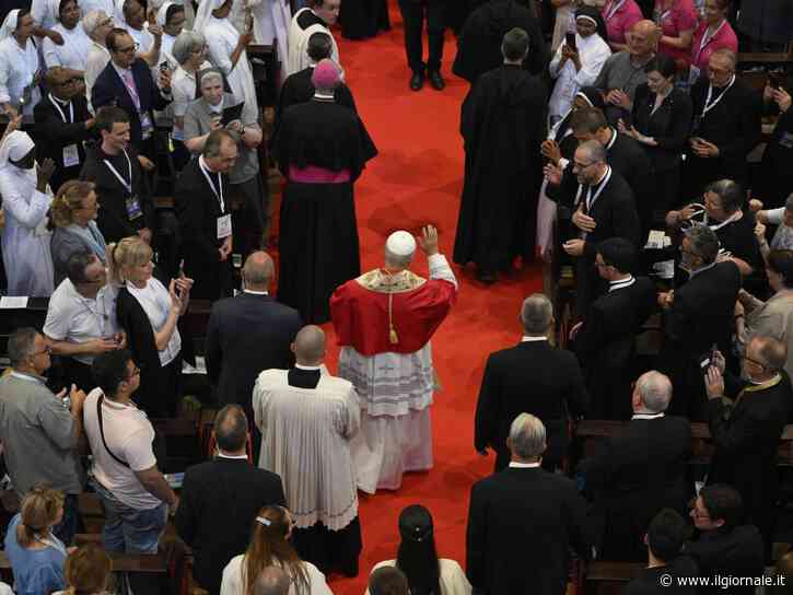 Il corpo di Agostino e il "no" alla guerra. La giornata del Papa sveglia la Lombardia