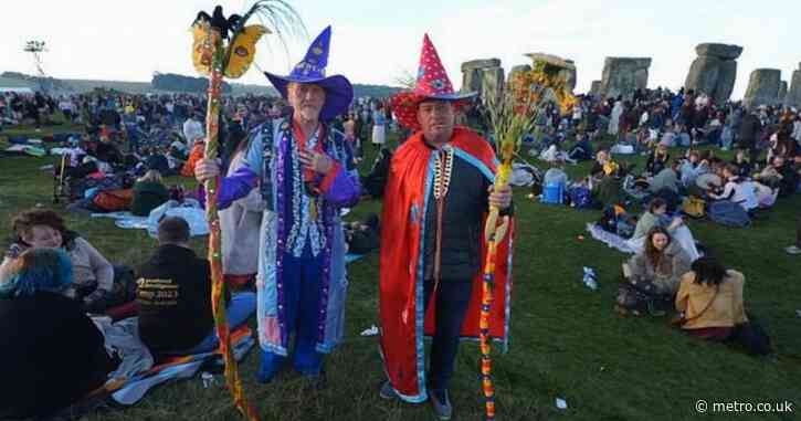 ‘The real Merlin’ turns up at Stonehenge for the summer solstice