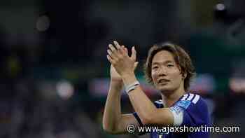 Rondom Ajax: Bondscoach Japan complimenteus richting Itakura en Tomiyasu