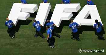 Activisten protesteren tegen samenwerking FIFA en oliereus Aramco