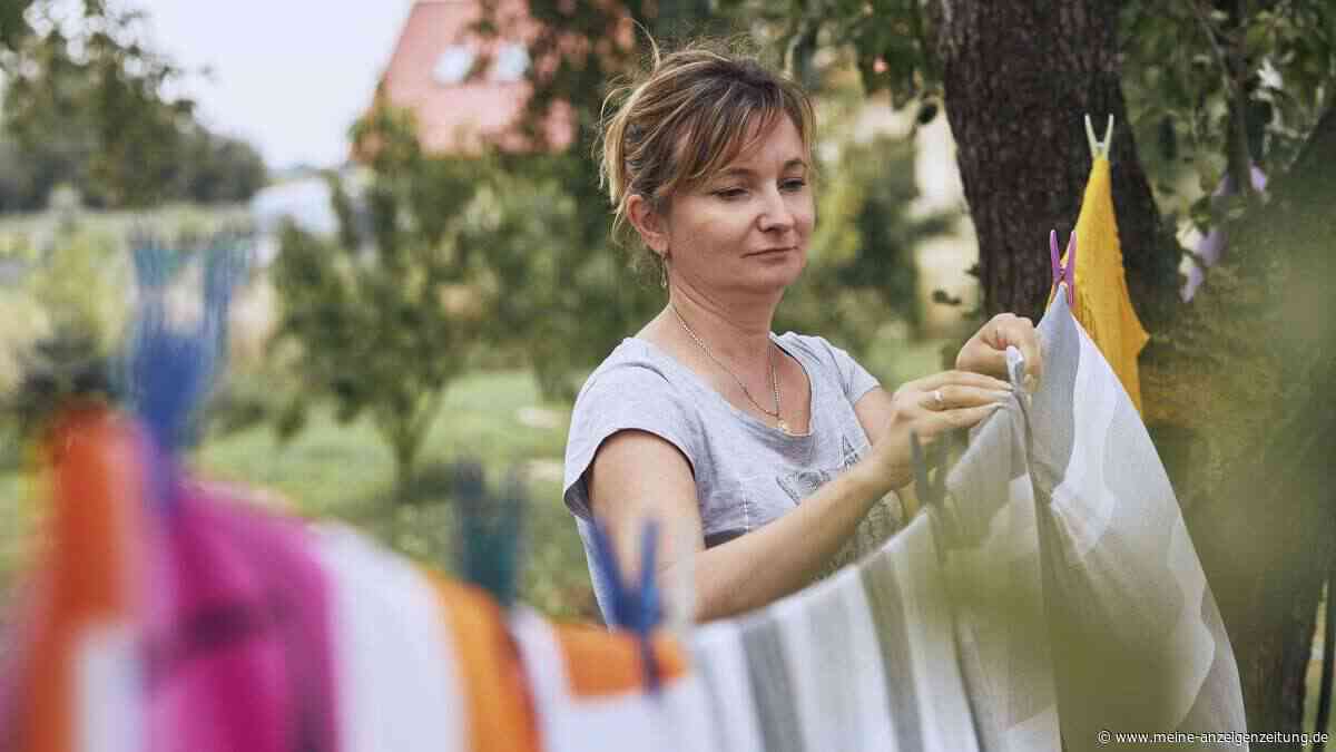 Saubere Bettdecke, besserer Schlaf: Die wichtigsten Wasch- und Pflegetipps
