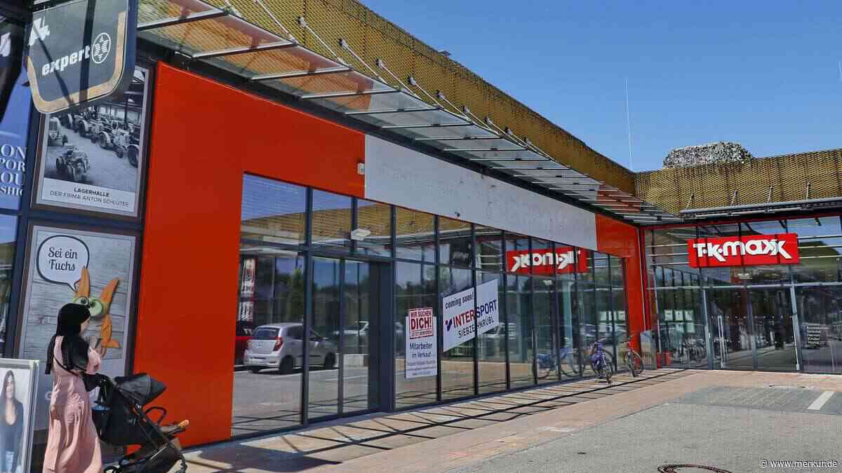 Sporthaus-Kette setzt sich gegen Konkurrenten durch und zieht in Schlüterhallen