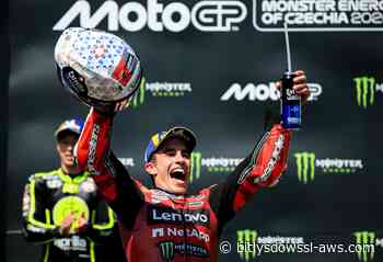 Marc Márquez logró segunda victoria consecutiva y se reenganchó en la lucha por el título de MotoGP