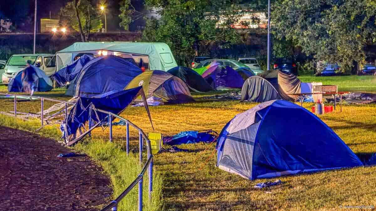 Schwere Unwetter am Wochenende: Blitz schlägt bei Sportfest in Baden-Württemberg ein – mehrere Verletzte
