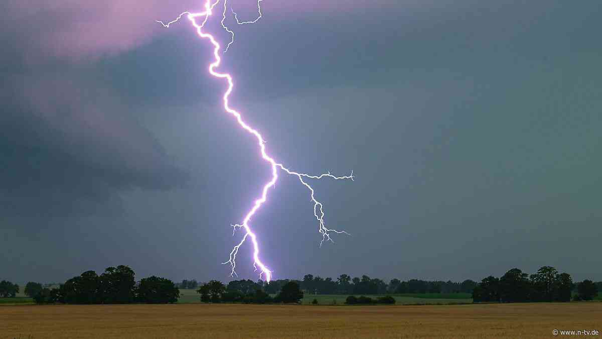 Unwetter in Polen und Tschechien: Blitz trifft Frau - sie erleidet Herzstillstand