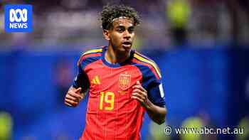 Live: Teen sensation starts as Spain looks to bounce back against Saudi Arabia