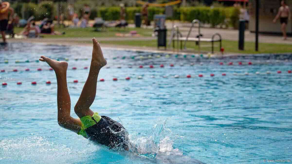 Je heißer, desto teurer: Freibadpreise in Großstadt sorgen für Ärger – „So ein Blödsinn”