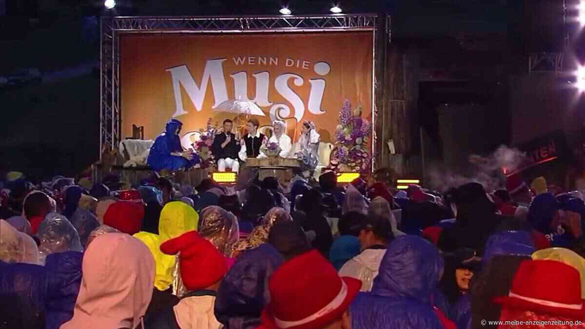 Volksmusiker macht in beliebter Live-Show Erkrankung öffentlich: „Ist unheilbar“
