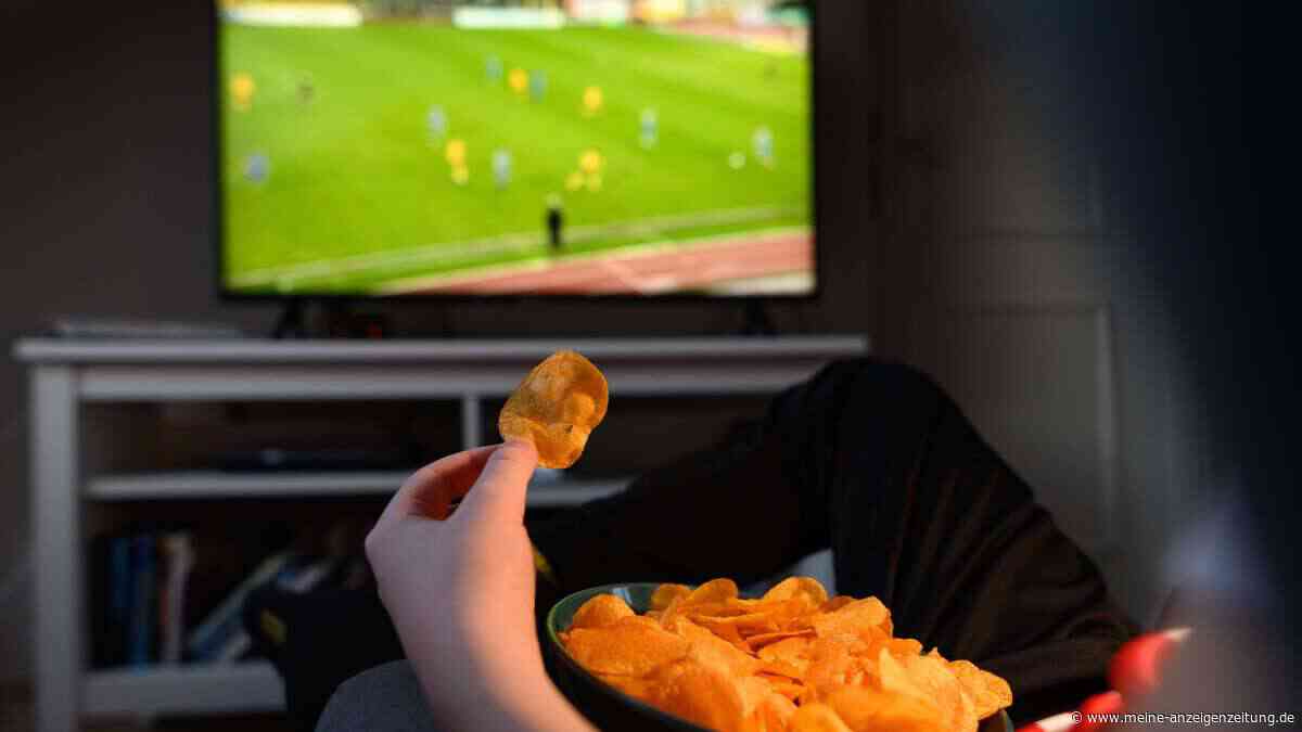 Expertin: Beim Fußballschauen nicht nur auf Chips und Bier setzen