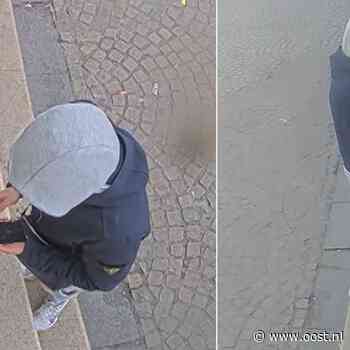 600 euro weg van rekening Hardenberger, herken jij deze man op de Dam?